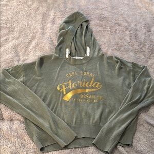 Green Cropped Hoodie with Relaxed Fit